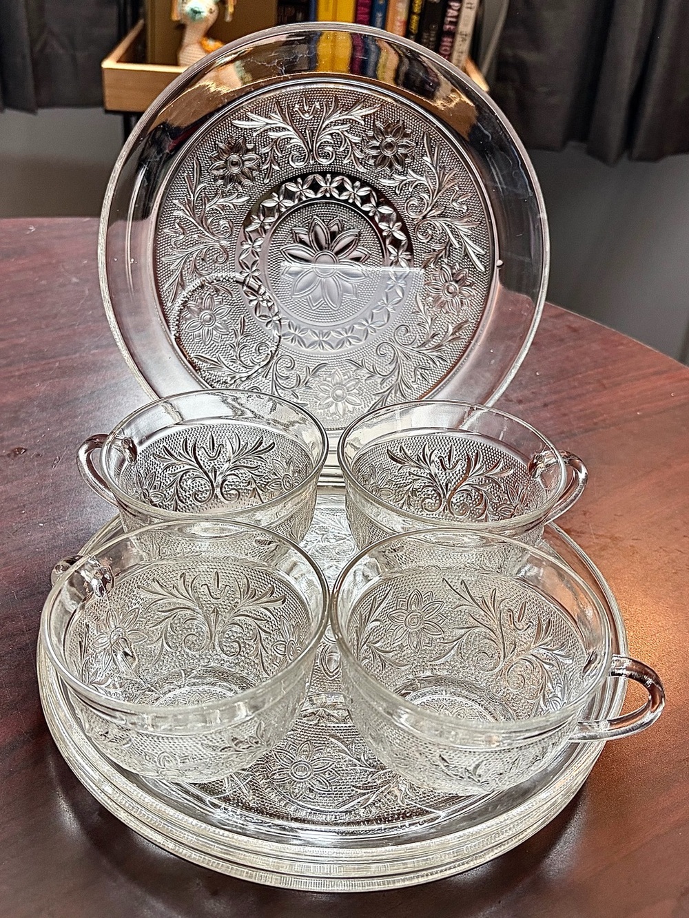 Vintage Anchor Hocking Clear Glass Sandwich Pattern Lunch Snack Set of (4)